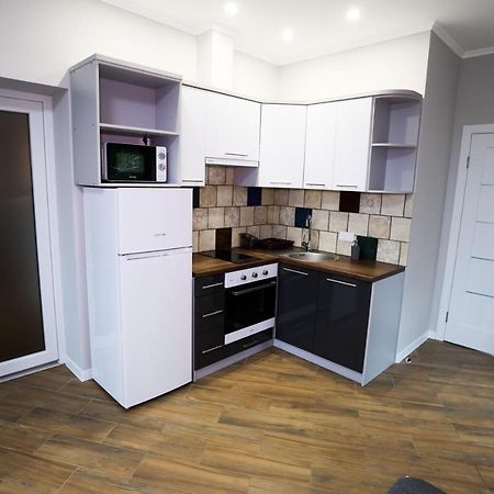 Apartments Ocheret Свитяз Екстериор снимка